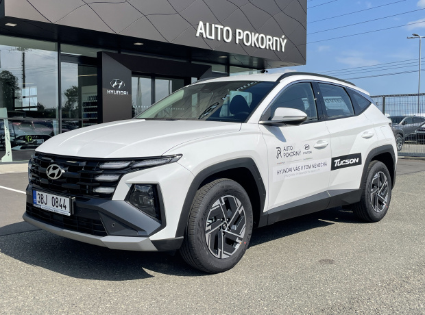 Nový TUCSON - Smart - 1,6 T-GDI 118 kW 4×2 - Černý - Atlas White