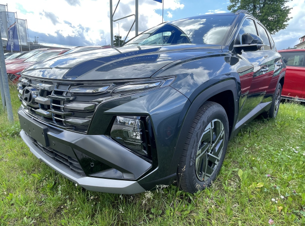 Nový TUCSON - Style - 1,6 T-GDI 118 kW 4×2 - Černý - Cypress green Pearl