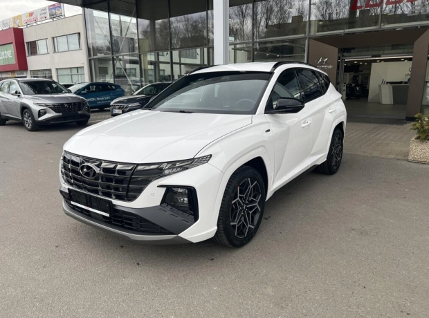 TUCSON Hybrid - N Line Style - 1,6 T-GDI HEV 169 kW 4×2 - Černý - Atlas White