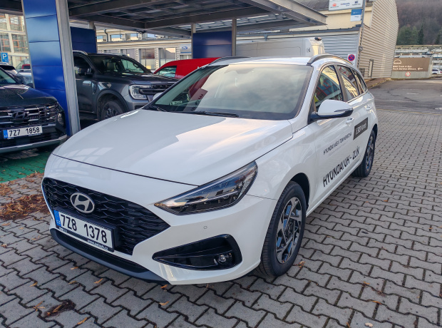 Nová i30 Kombi - Style - 1,5i 71 kW 4×2 - Černý - Atlas White