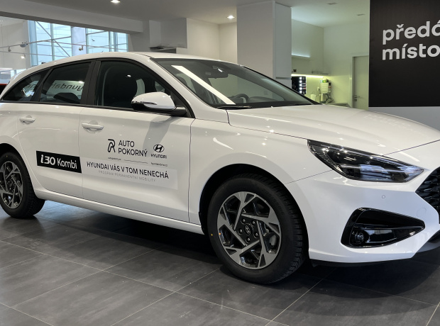 Nová i30 Kombi - Comfort - 1,5i 71 kW 4×2 - Černý - Atlas White