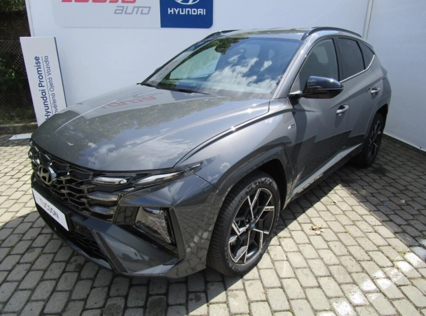Nový TUCSON - N Line - 1,6 T-GDI 118 kW 4×4 - Černý - Ecotronic Gray Pearl