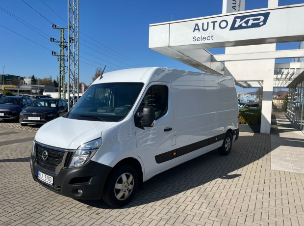 Nissan Interstar