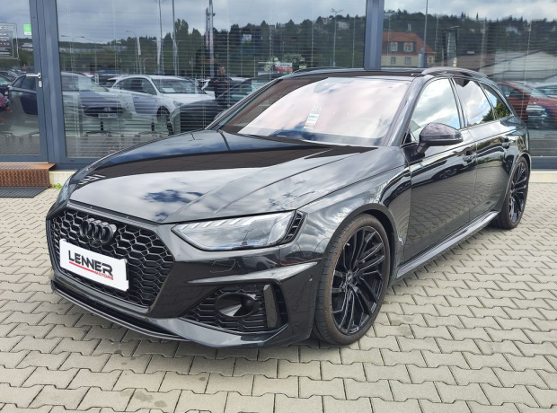 Audi RS4